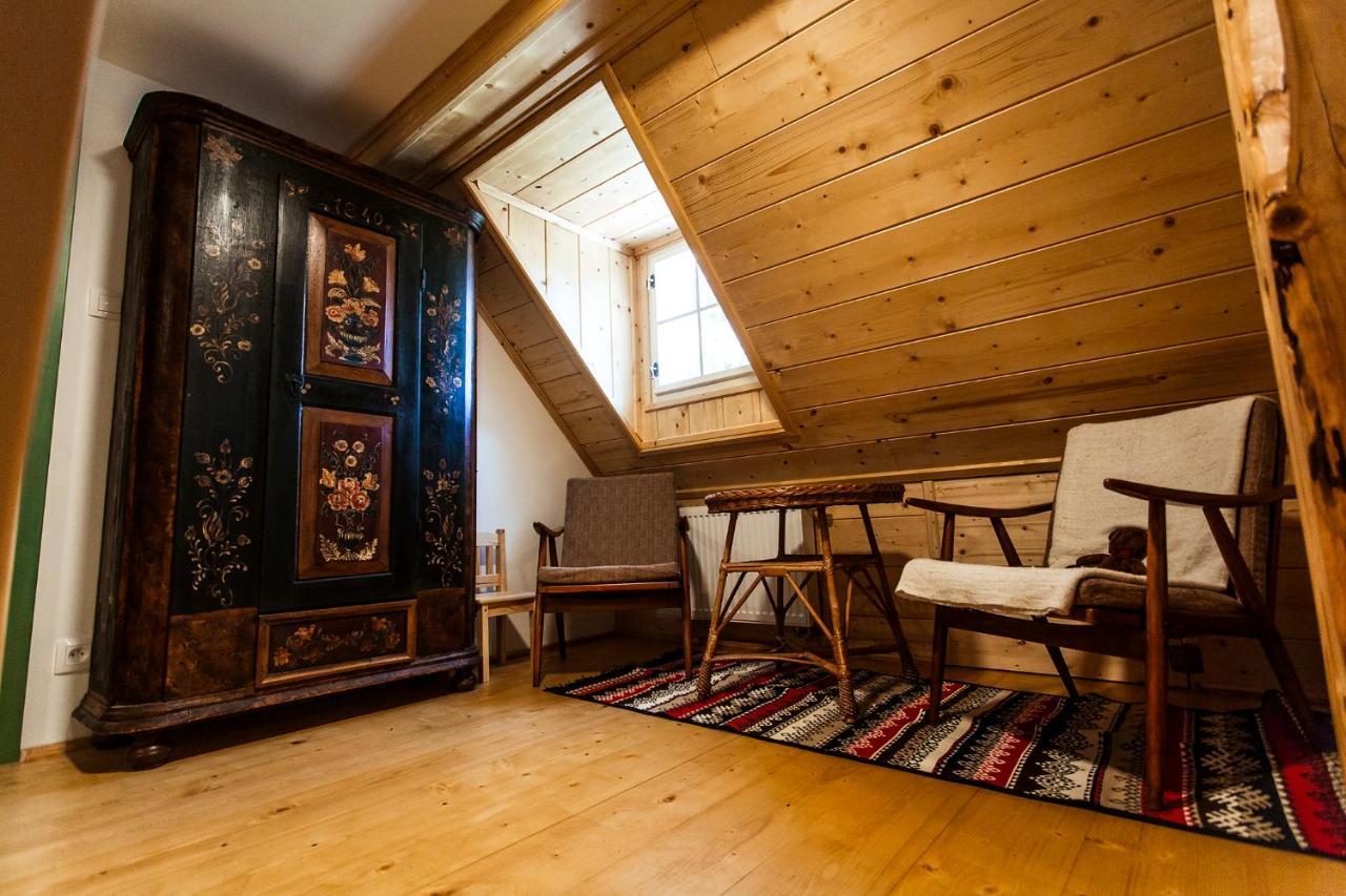 Chalupa Šárka Dolni Dvur Esterno foto