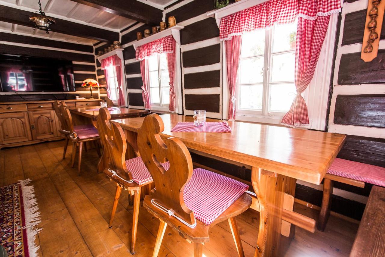 Chalupa Šárka Dolni Dvur Esterno foto