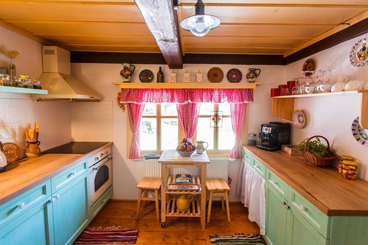 Chalupa Šárka Dolni Dvur Esterno foto