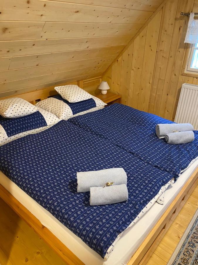 Chalupa Šárka Dolni Dvur Esterno foto