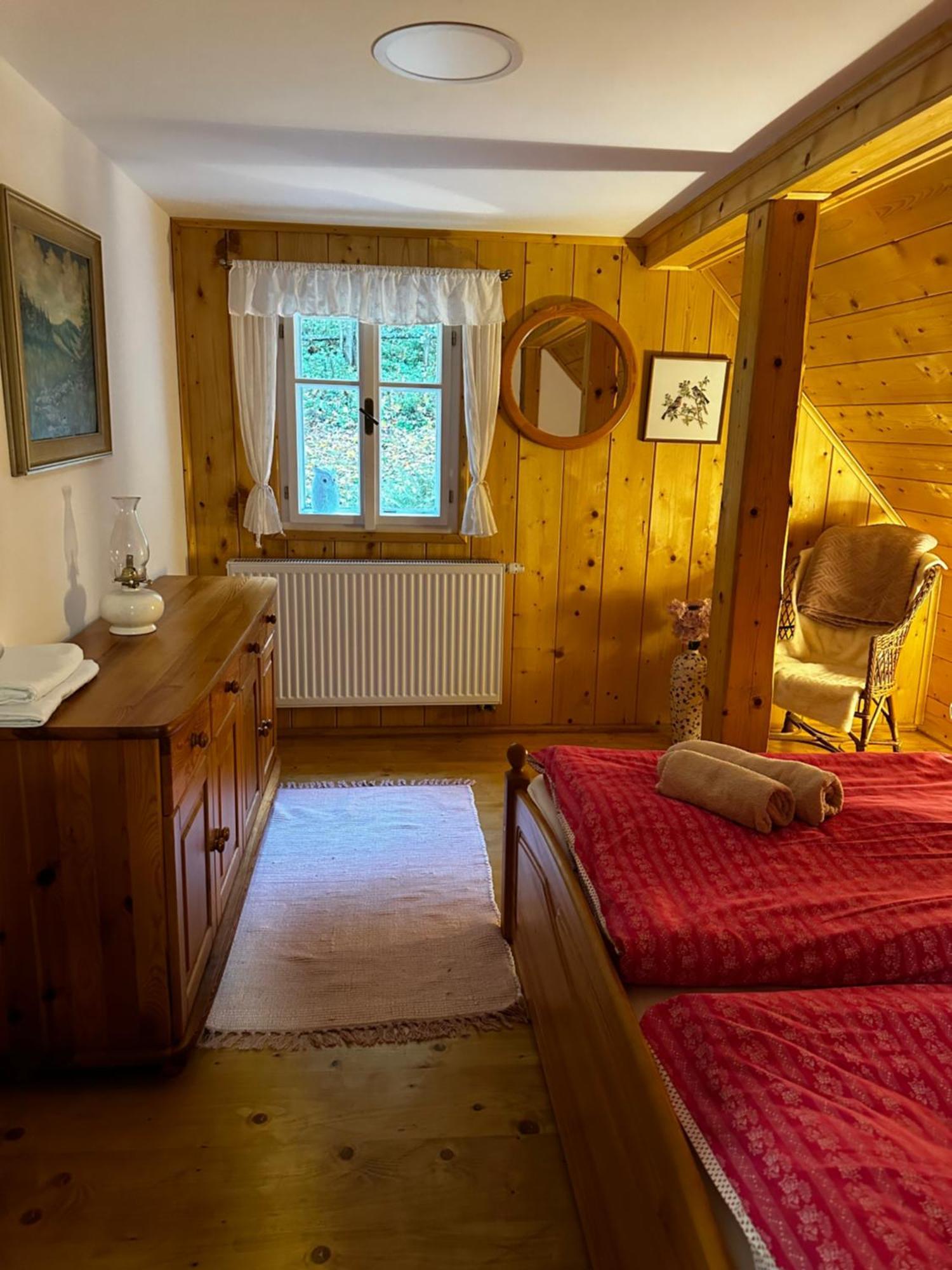 Chalupa Šárka Dolni Dvur Esterno foto