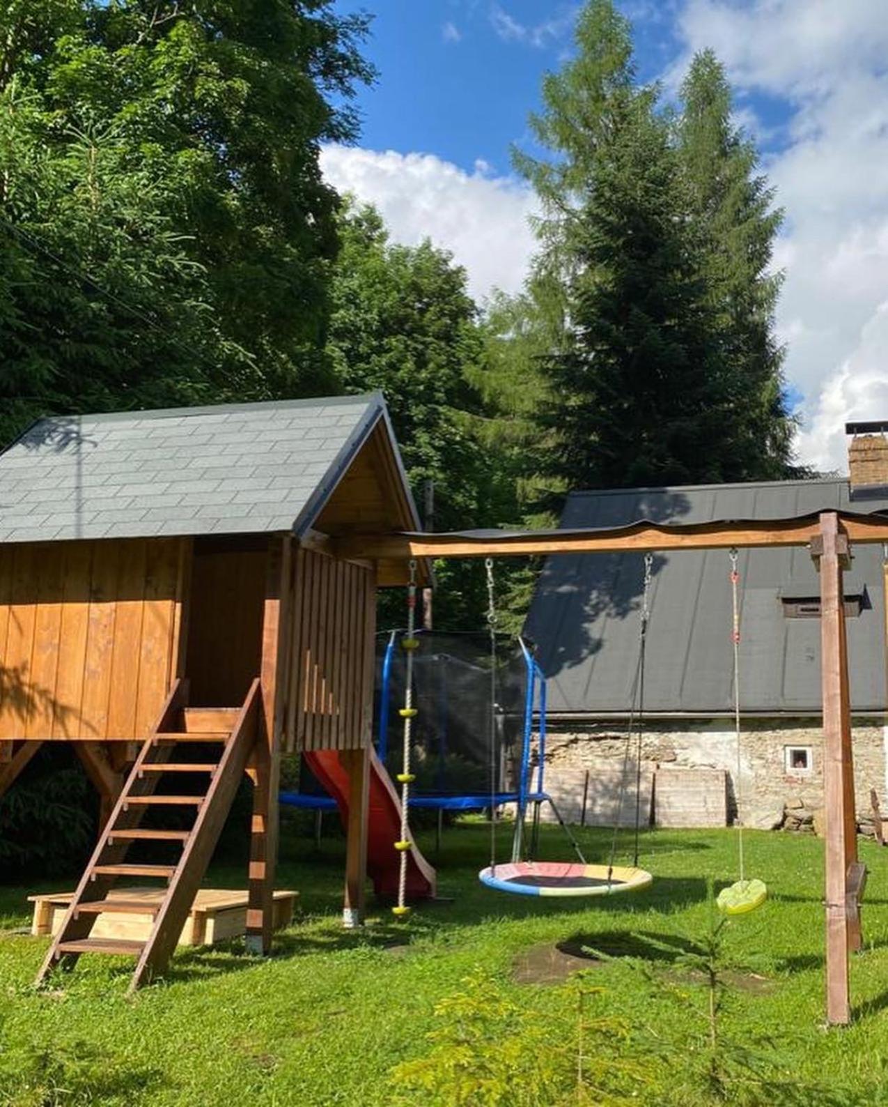 Chalupa Šárka Dolni Dvur Esterno foto